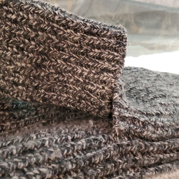 🍁🌲Rare Roots Toggle Cardigan - Picture 6 of 12